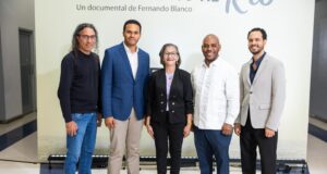 Realizan gala premiere del documental “Por Eso Vengo al Río”