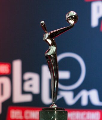 Anuncian cartelera de cantantes para los Premios Platino