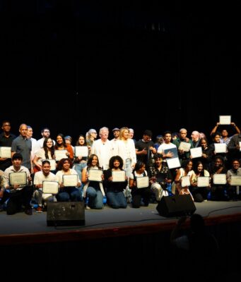 29 estudiantes recibieron becas para cursar estudios en Berklee College of Music