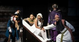 Bellas Artes inicia gira nacional del Teatro Rodante Dominicano con la obra «El médico a palos»