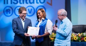 Instituto RTVD gradúa a sus primeros 155 técnicos de televisión