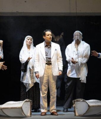 Homenaje a Iván García y Emilio Aparicio en el Día del Teatro