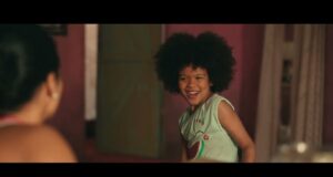 Madre: A dos centímetros de ti