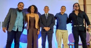 Expertos coinciden en necesidad de formalizar la industria musical y fomentar alianzas en el sector