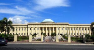 Piden Palacio de Bellas Artes sea designado con el nombre de Franklin Domínguez