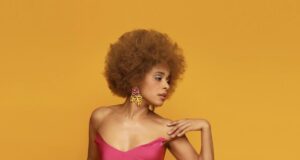 Cantante domínico-rusa Fantine promete una noche de éxitos en el Teatro Nacional