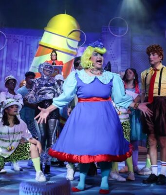 Bob Esponja, musical con brillo artístico y técnico