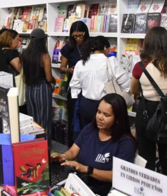 Feria del Libro 2025 cierra con récord de asistencia y más de 75 millones en ventas