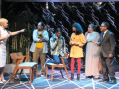 «Toc Toc regresa con renovado humor y brillantes actuaciones»