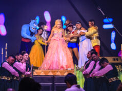 “SueñOZ de Navidad” debuta con sala llena y ovación del público en Punta Cana