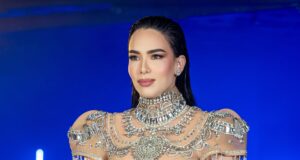 Top 13 by Isaura Taveras con edición especial llena de íconos