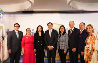 Roberto Ángel anuncia la celebración de la primera Feria Regional del Libro y la Cultura Cibao