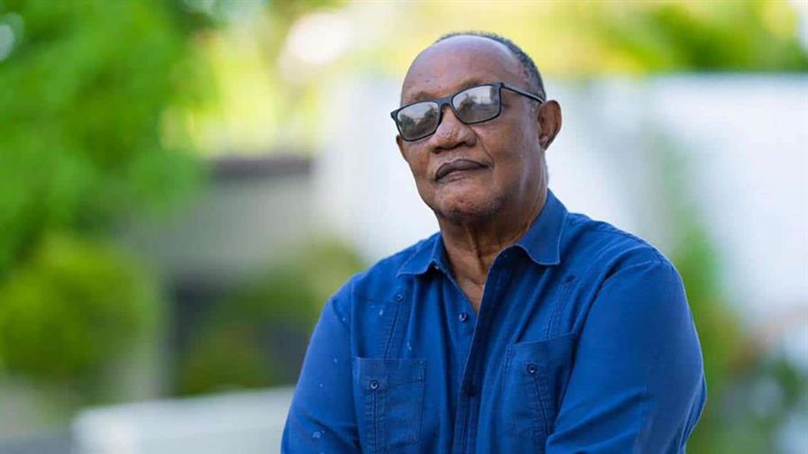 mateo-morrison_1-focus-0.1-0.44-896-504