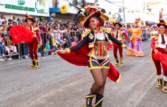 ¡Explosión de color, tradición y cultura! Carnaval de Herrera celebra su entrega número 43