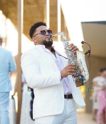 Darling Sax es considerado por Google como el mejor saxofonista para bodas en la República Dominicana