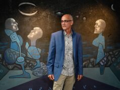 Inauguran exposición “Caos & Equilibrio”, del pintor dominicano Máximo Caminero