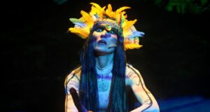 Anaka-O-Na. Alba y Ocaso: un montaje inusual y creativo que merecería el más alto reconocimiento