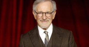 Steven Spielberg entra en el club de los EGOT tras ganar su primer Grammy