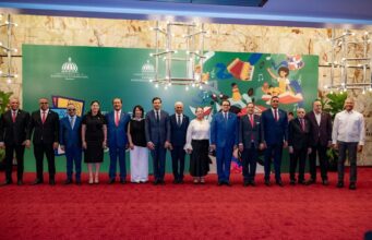 Senado y Cultura rinden homenaje a figuras del arte en gala “Raíces vivas del Cibao”