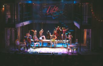 RENT eleva el estándar del teatro musical en el país y abre nueva función tras éxito rotundo