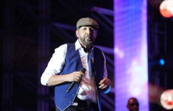 Juan Luis Guerra hace vibrar a Sevilla con 18,000 fanáticos