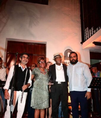Centro Cultural Banreservas homenajea a Kundengo Minier y César Namnúm