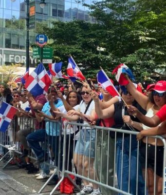 El Desfile Dominicano en Nueva York celebra su 44.ª edición este domingo