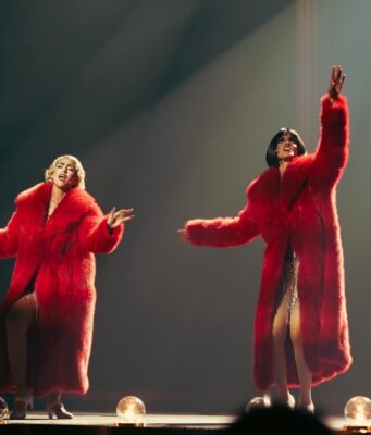 “Chicago”: voces, música en vivo y una puesta en escena que envuelve